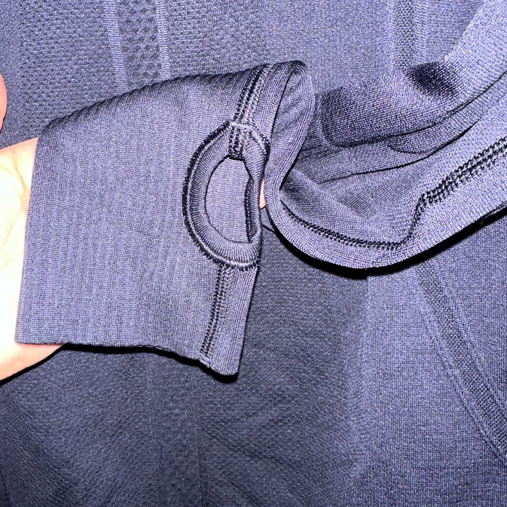 Lululemon Navy Blue Swiftly Long Sleeve - Picture 4 of 6
